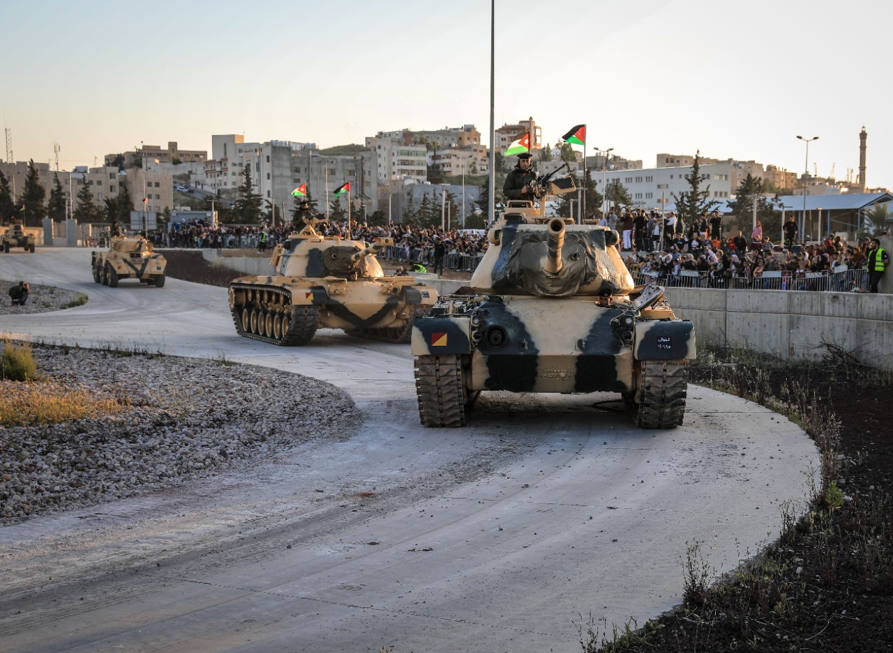 Madar Al-Saa Images