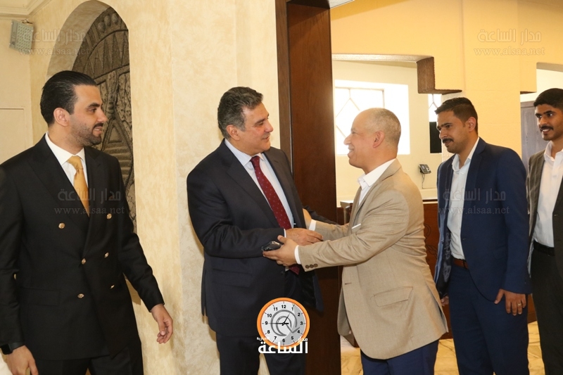Madar Al-Saa Images