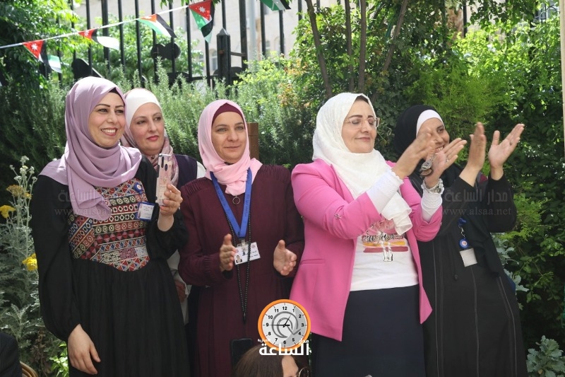 Madar Al-Saa Images