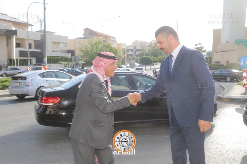 Madar Al-Saa Images