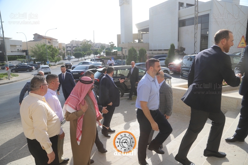 Madar Al-Saa Images