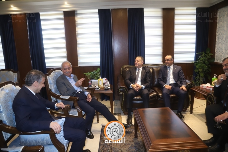 Madar Al-Saa Images
