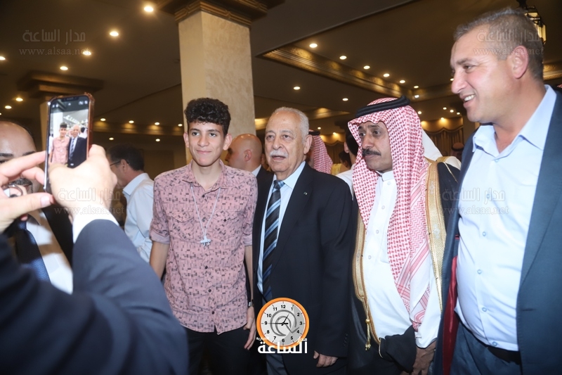 Madar Al-Saa Images