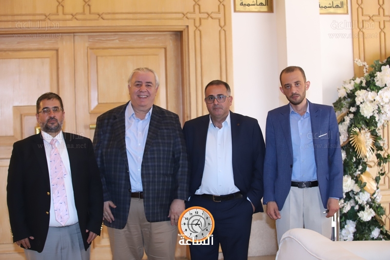Madar Al-Saa Images