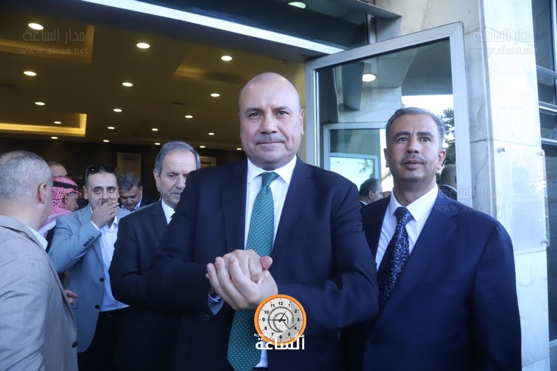Madar Al-Saa Images