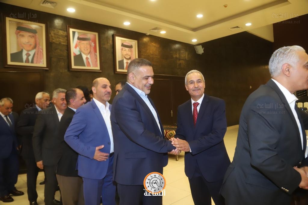 Madar Al-Saa Images