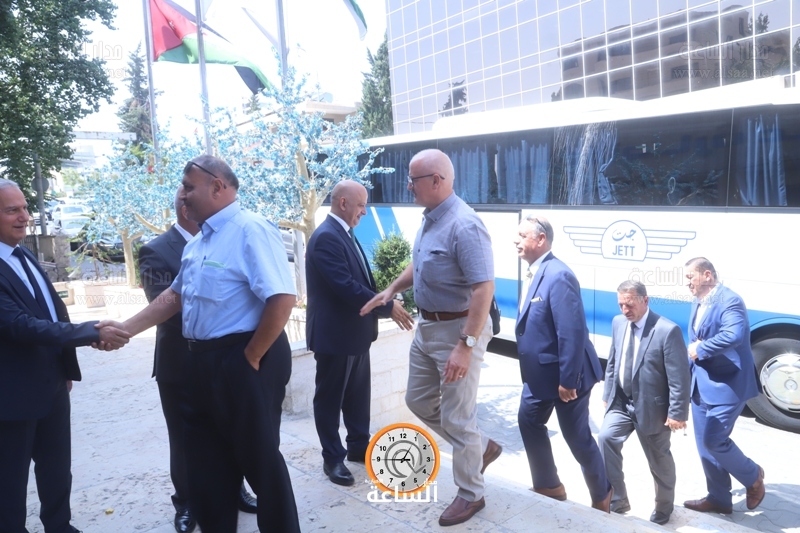 Madar Al-Saa Images