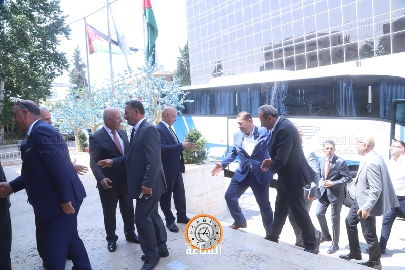 Madar Al-Saa Images