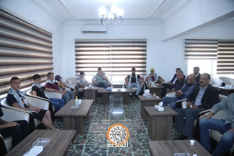 Madar Al-Saa Images