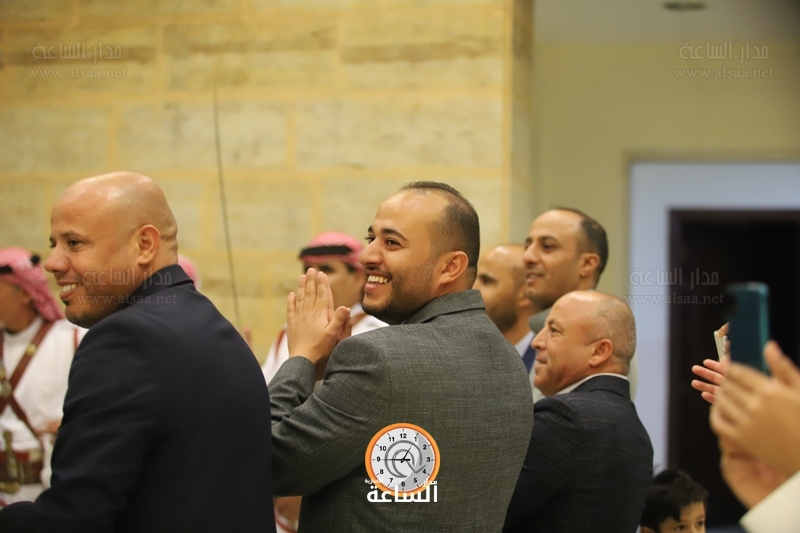 Madar Al-Saa Images