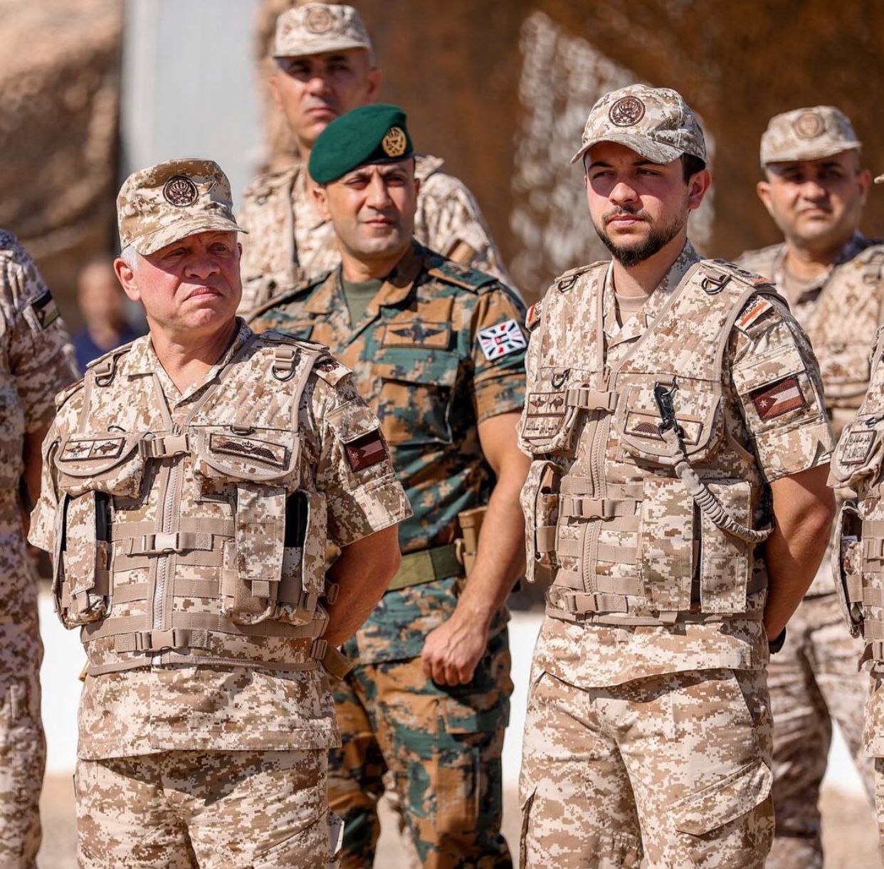Madar Al-Saa Images