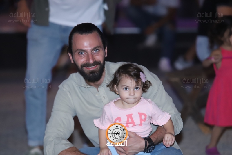 Madar Al-Saa Images