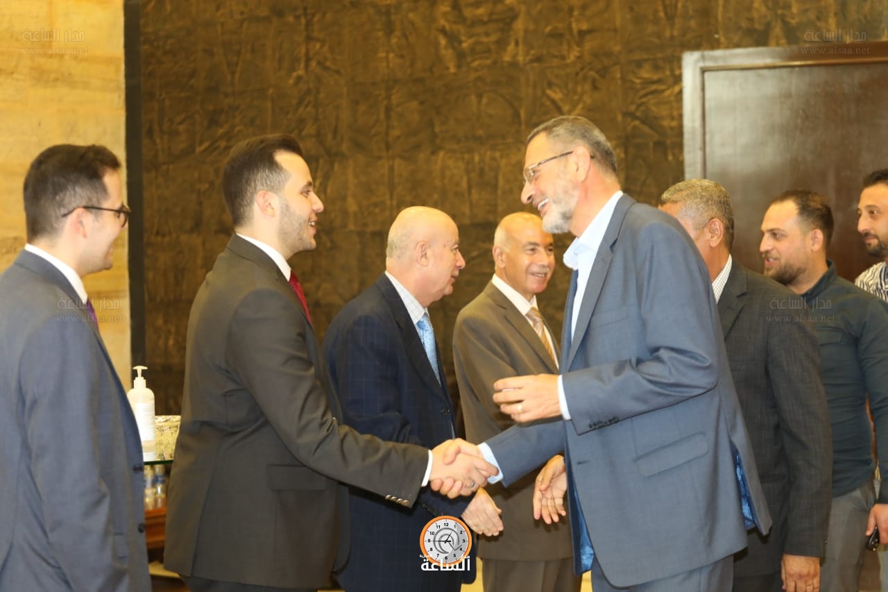 Madar Al-Saa Images