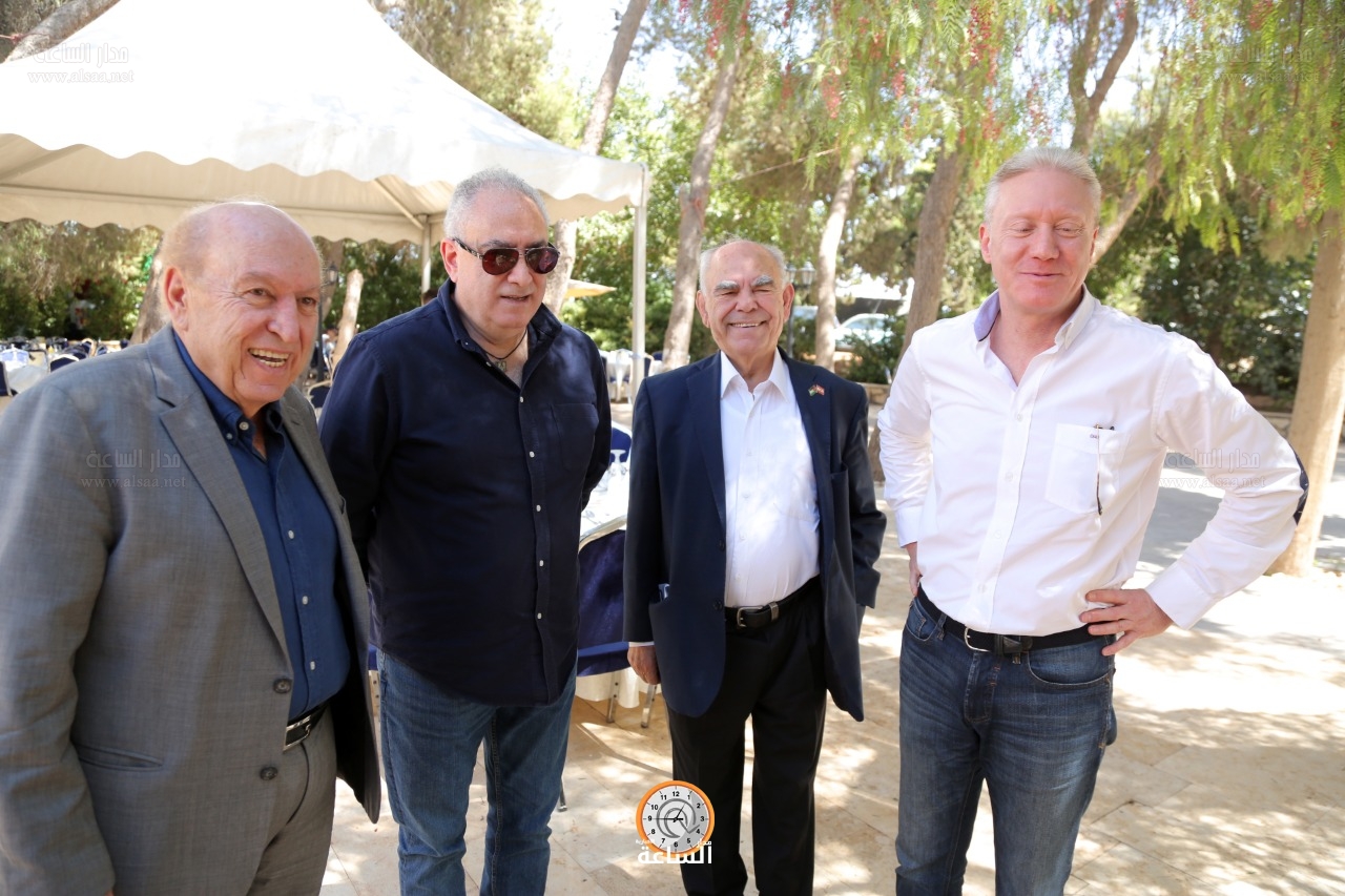Madar Al-Saa Images
