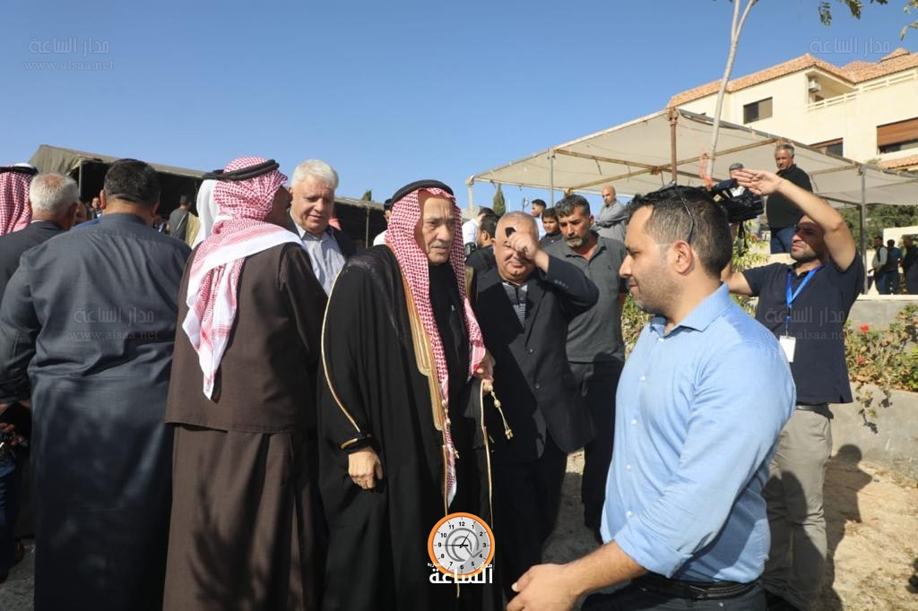 Madar Al-Saa Images