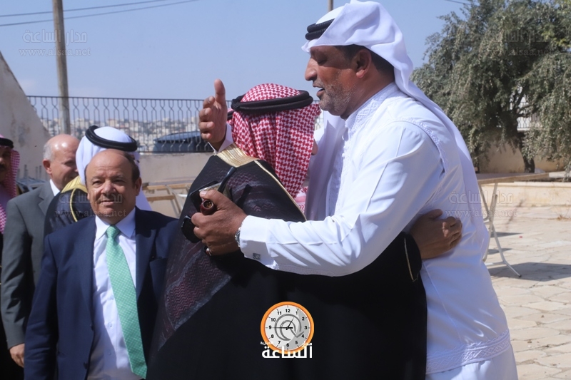 Madar Al-Saa Images