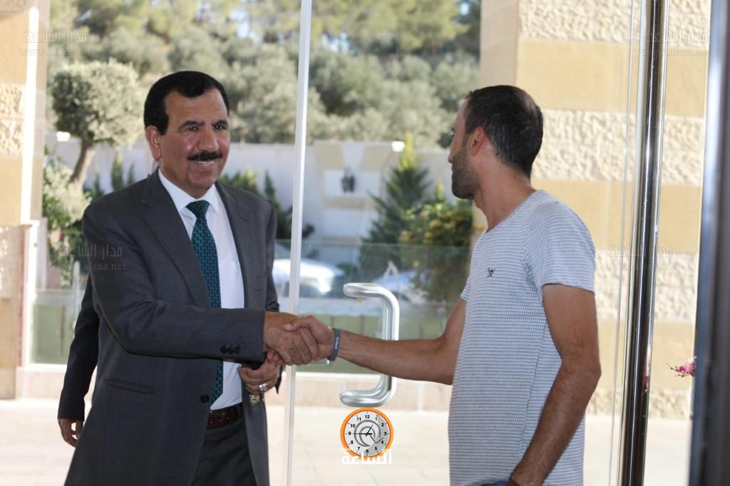 Madar Al-Saa Images