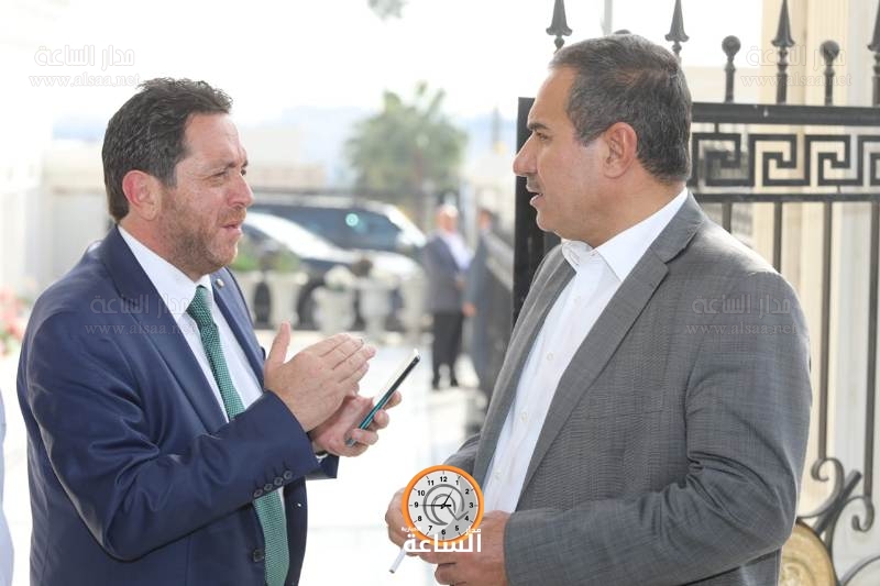 Madar Al-Saa Images