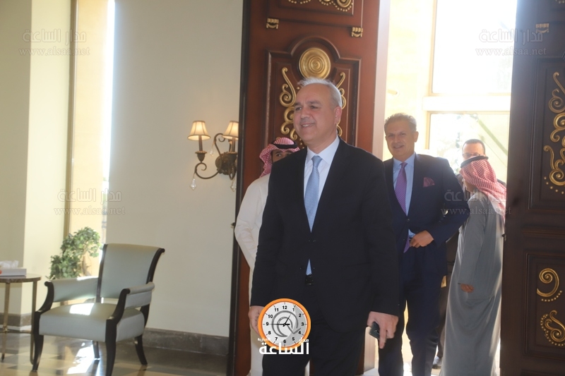 Madar Al-Saa Images