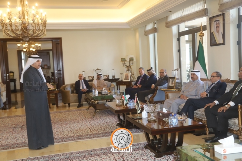 Madar Al-Saa Images