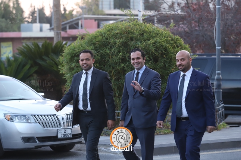 Madar Al-Saa Images