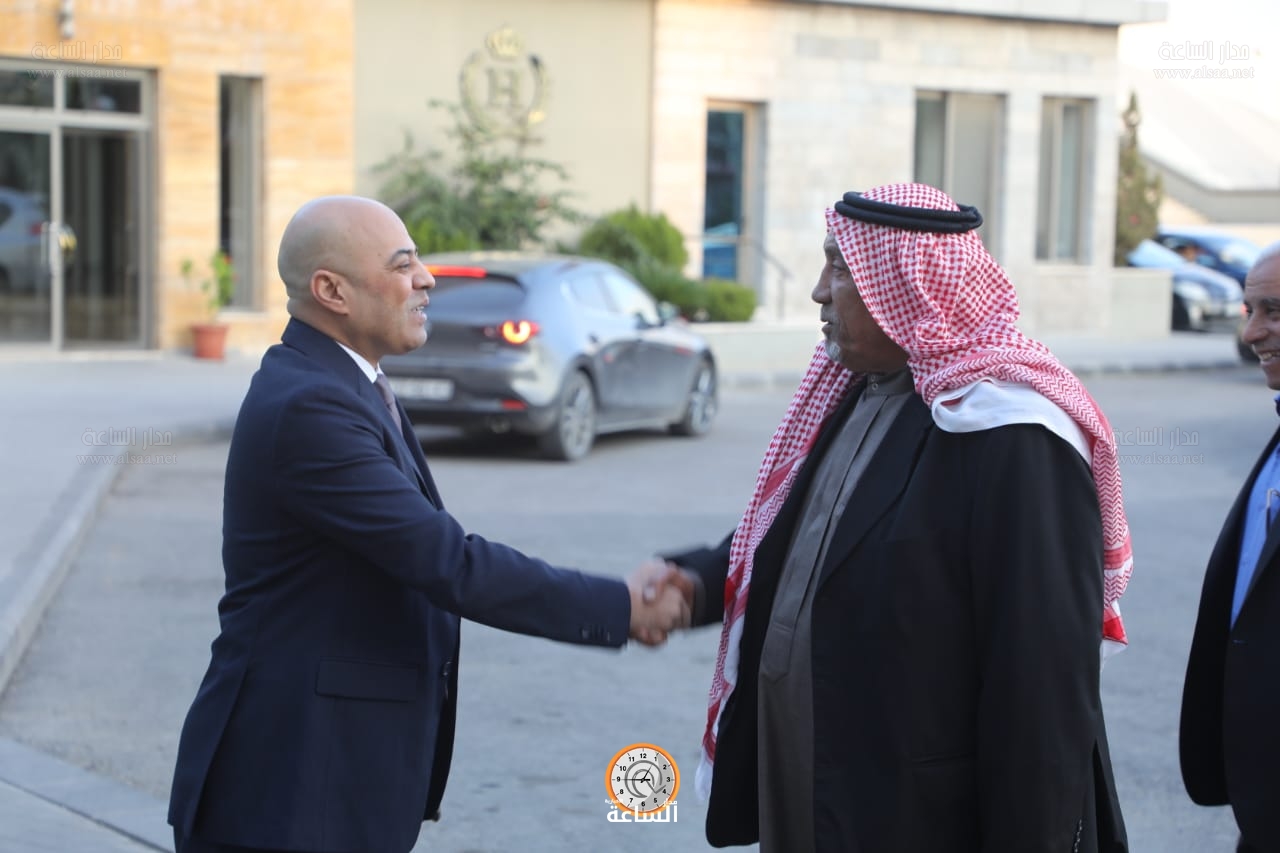 Madar Al-Saa Images