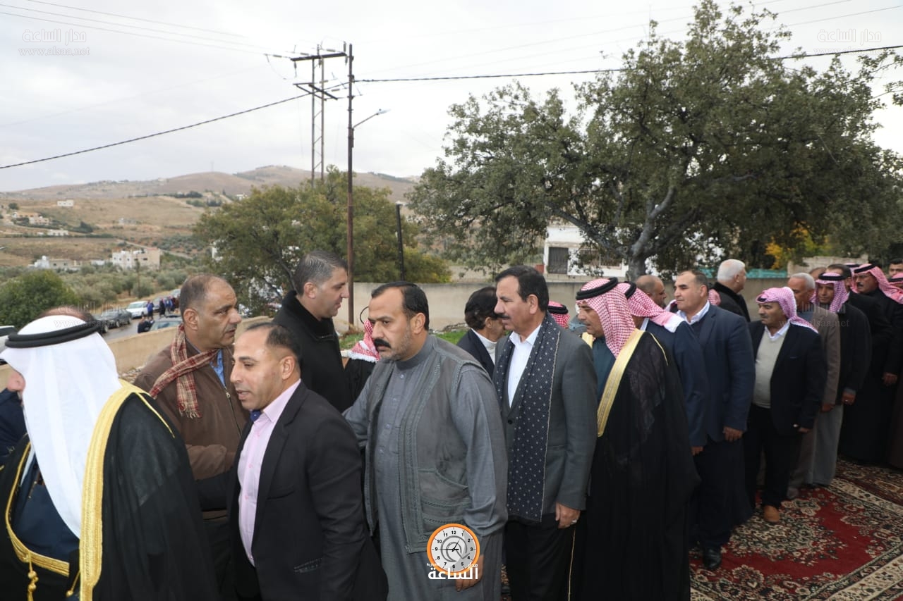 Madar Al-Saa Images