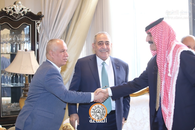 Madar Al-Saa Images