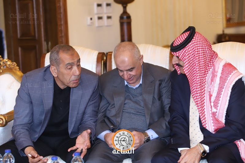 Madar Al-Saa Images