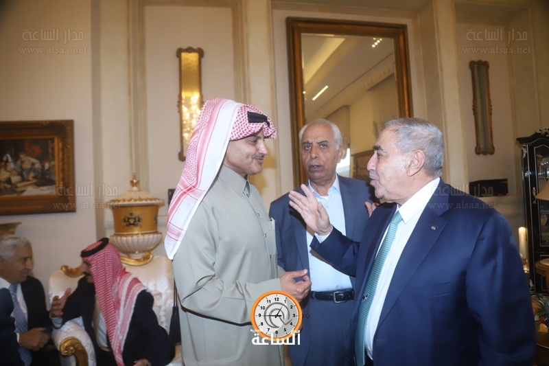 Madar Al-Saa Images