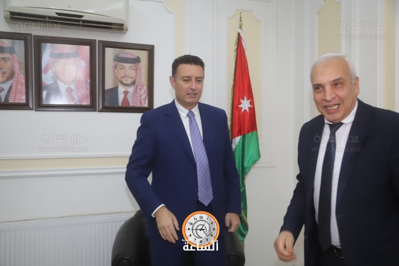 Madar Al-Saa Images