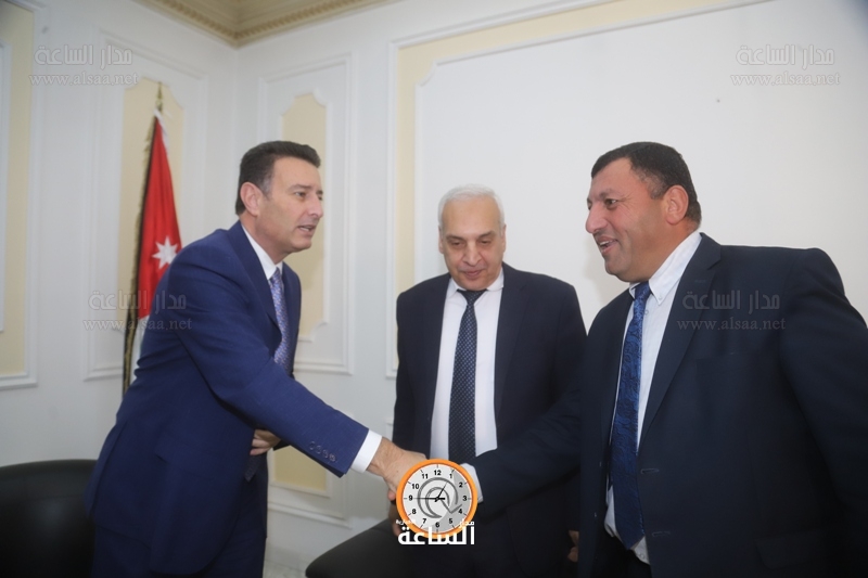 Madar Al-Saa Images