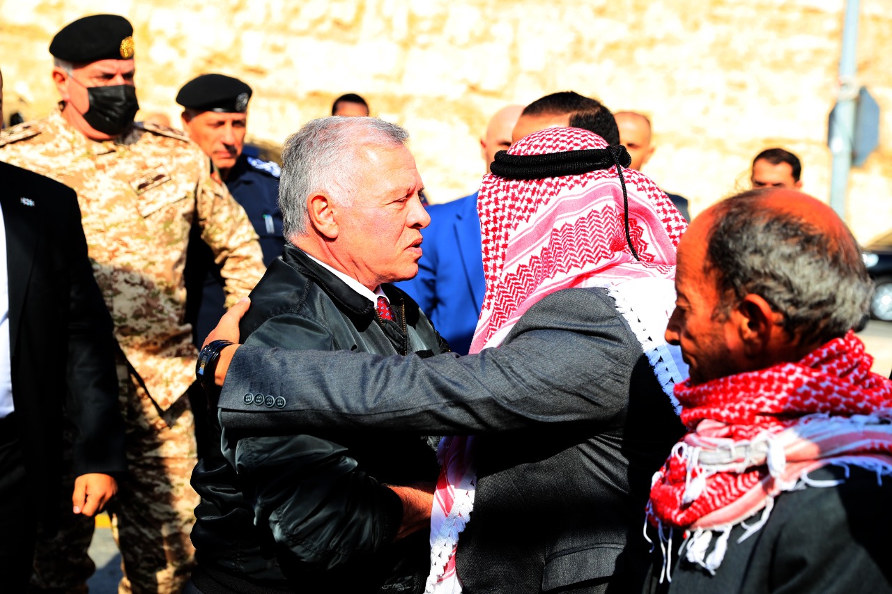 Madar Al-Saa Images