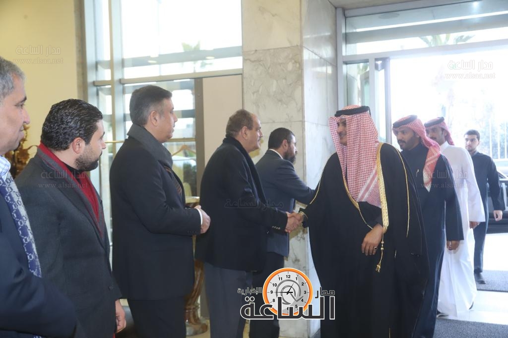 Madar Al-Saa Images 0.7772131610591282