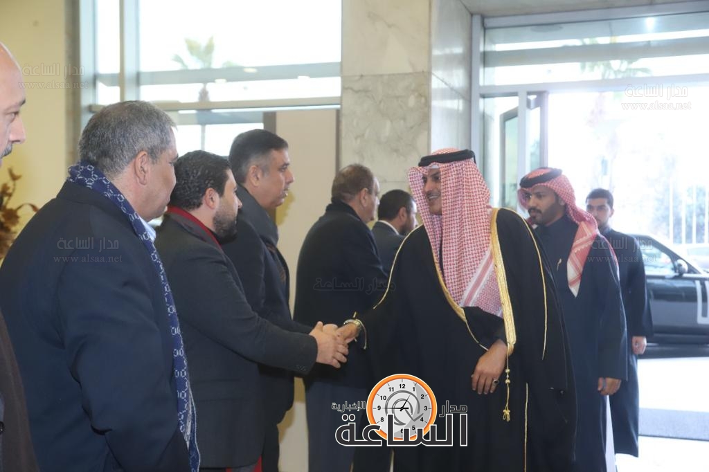 Madar Al-Saa Images 0.4076603188443694