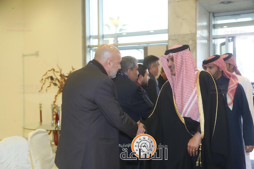 Madar Al-Saa Images 0.43250117855346637