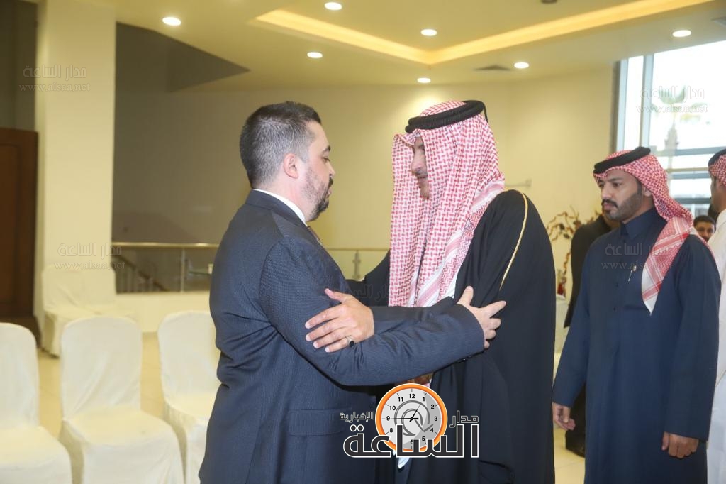 Madar Al-Saa Images 0.3841925728795279