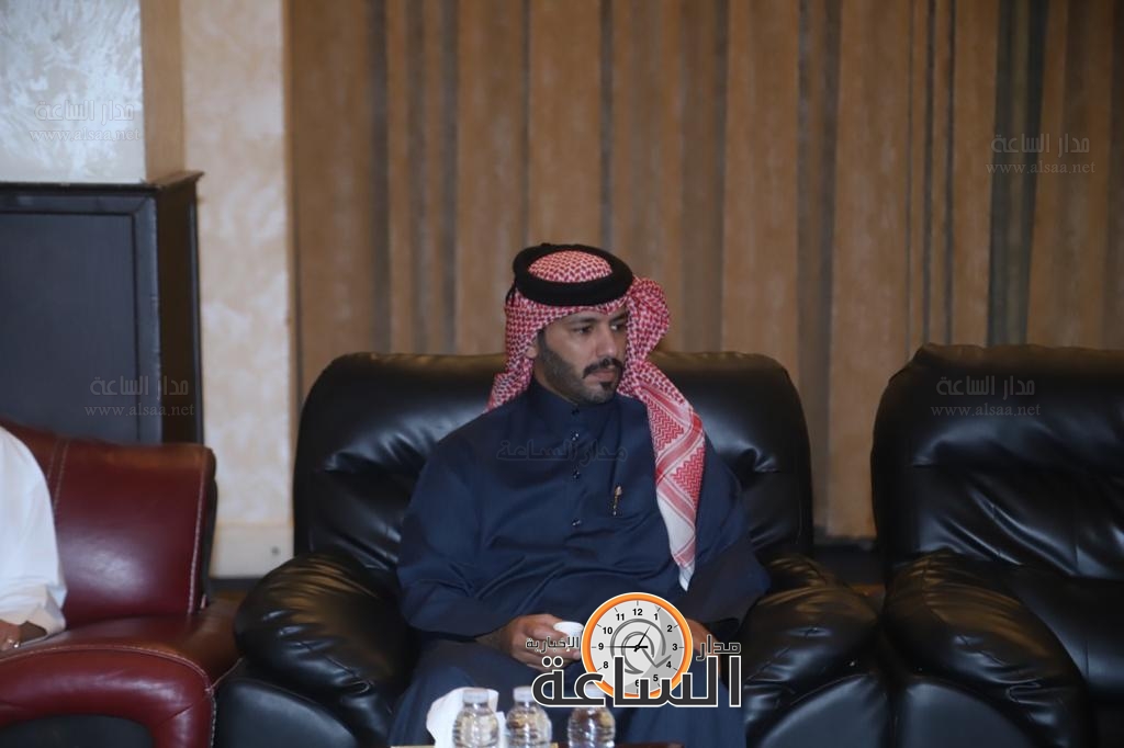 Madar Al-Saa Images 0.6111141967265209