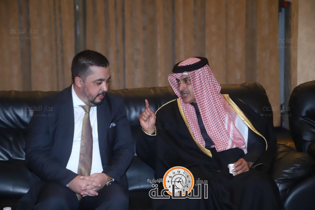 Madar Al-Saa Images 0.47673758643175745