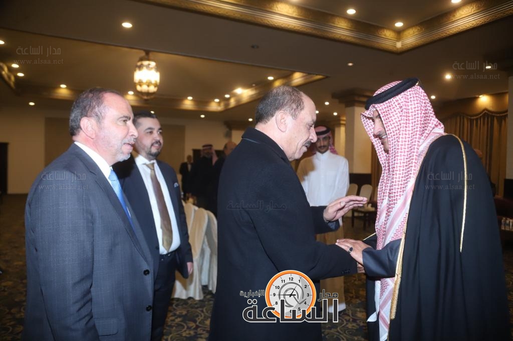 Madar Al-Saa Images 0.13787924990047618