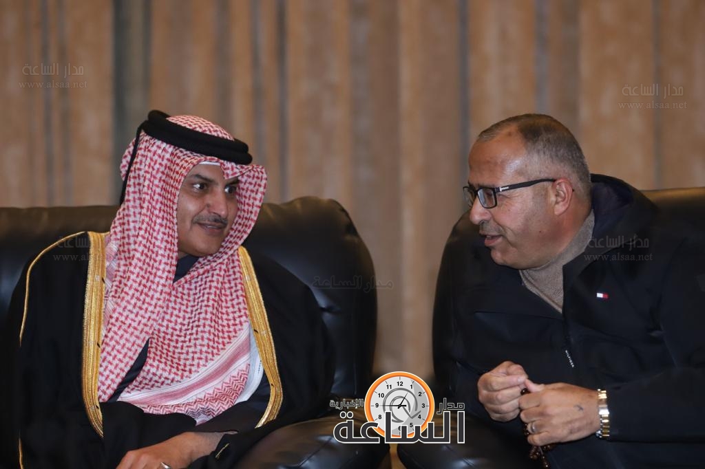 Madar Al-Saa Images 0.506991658896751