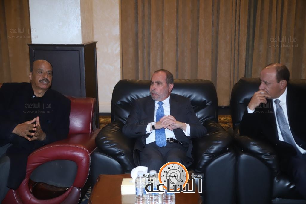 Madar Al-Saa Images 0.17286006072946158