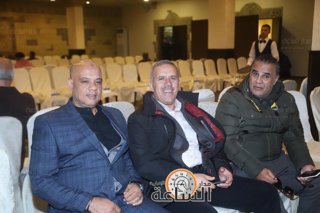 Madar Al-Saa Images 0.3051393141357631