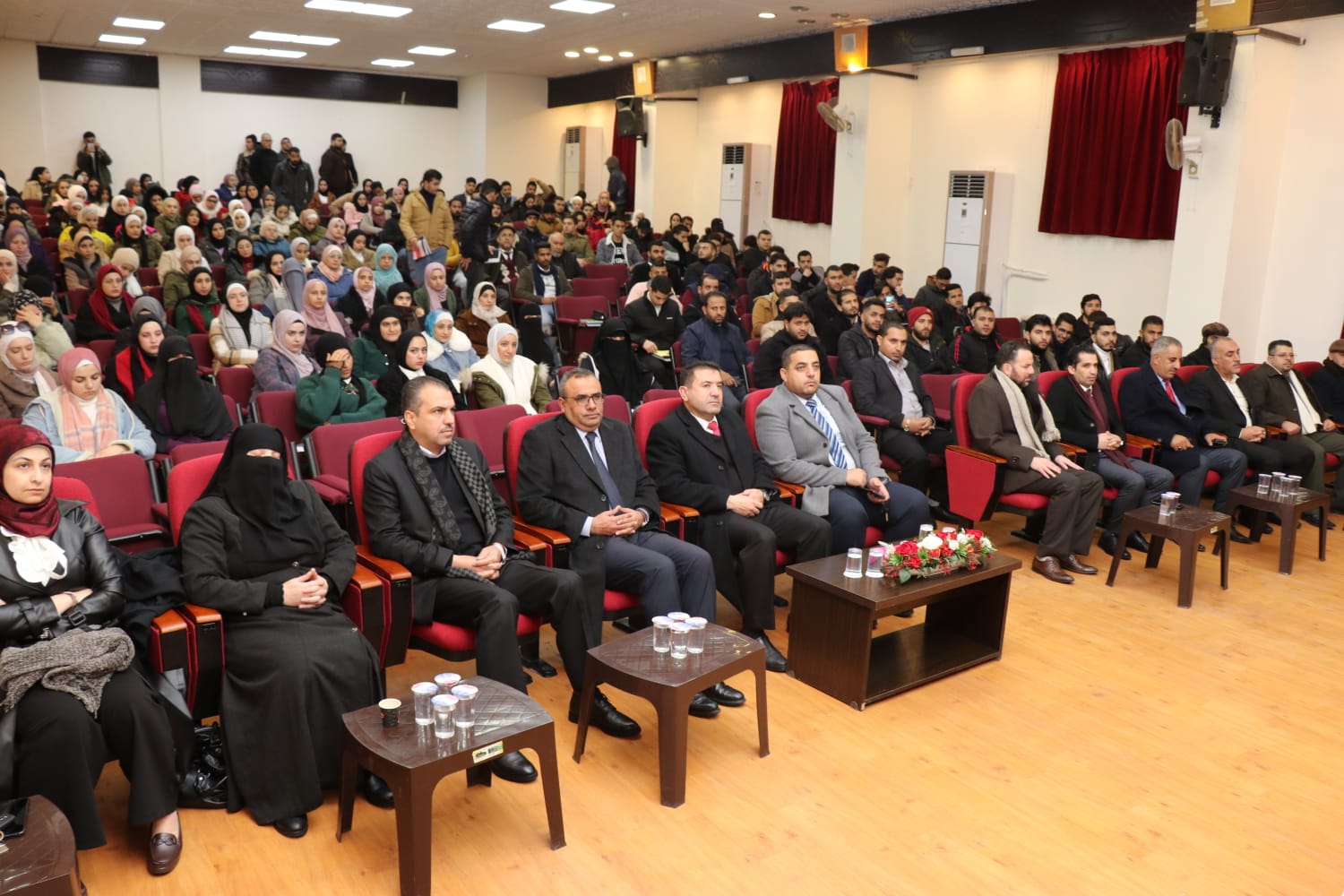 Madar Al-Saa Images 0.710601637029374