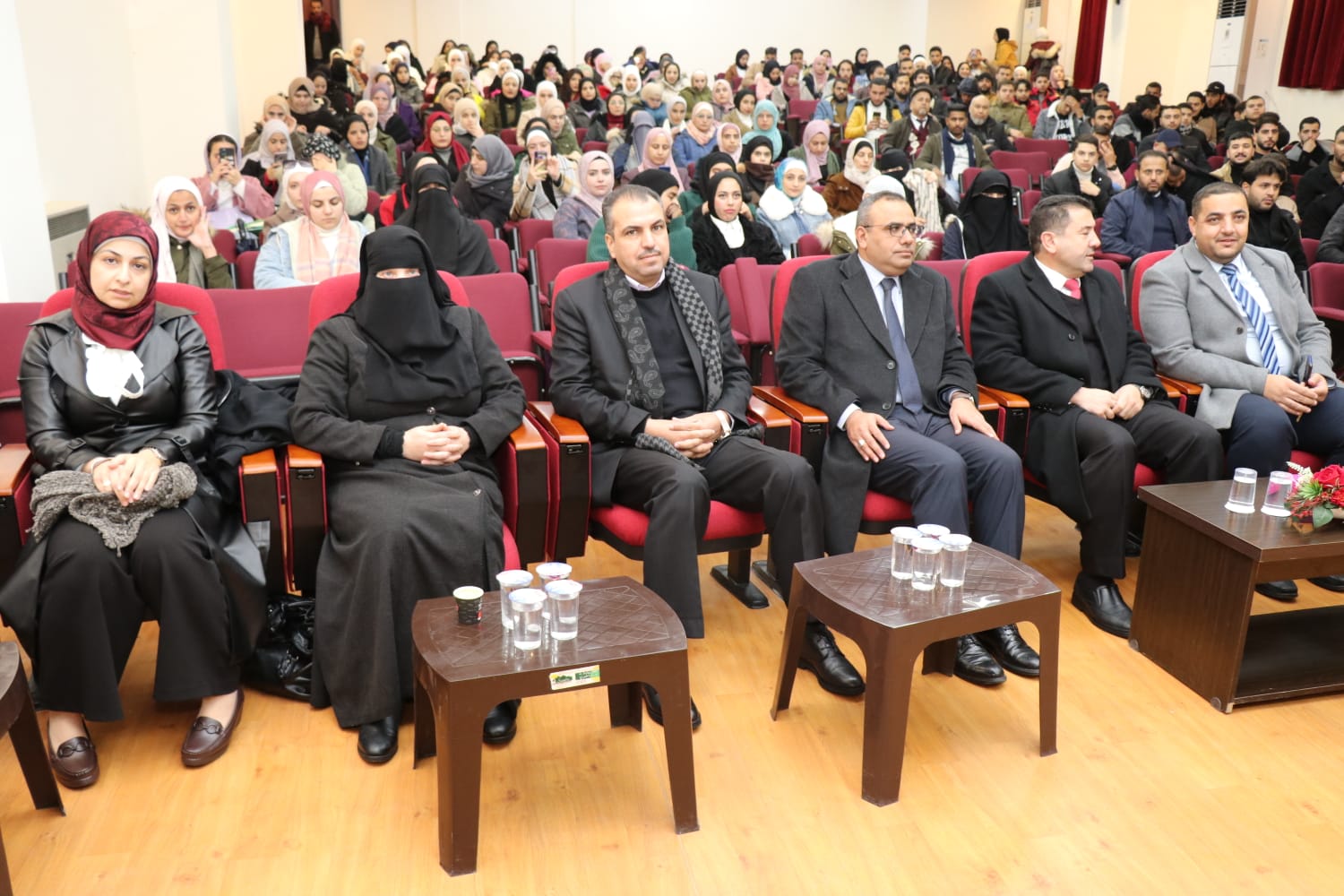 Madar Al-Saa Images 0.6786079657243864