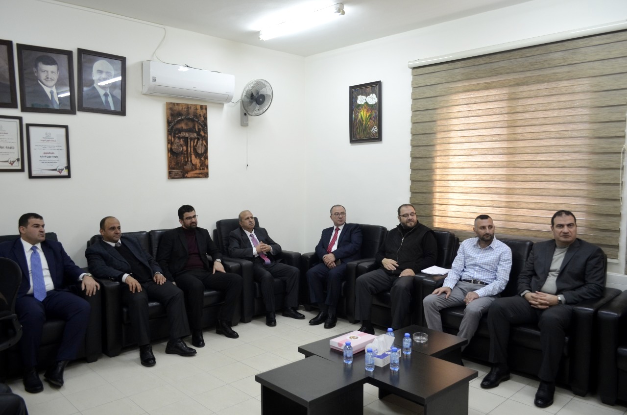 Madar Al-Saa Images 0.7579236463467154