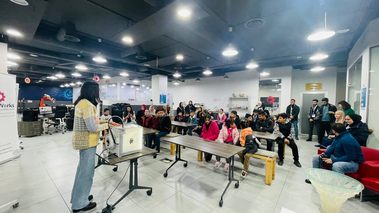 Madar Al-Saa Images 0.015810447999849986