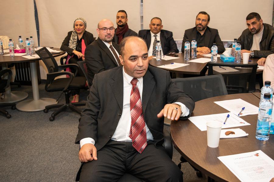 Madar Al-Saa Images 0.33956056754449016