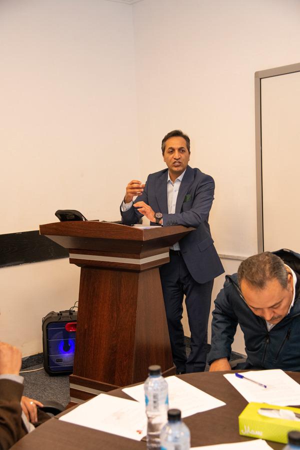 Madar Al-Saa Images 0.7112097990024022