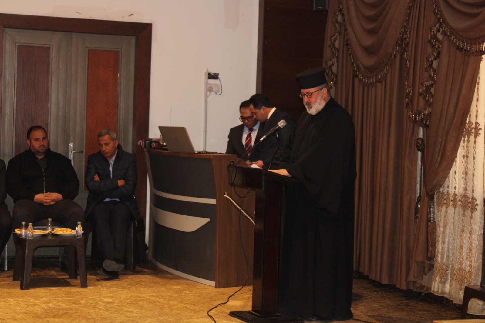 Madar Al-Saa Images 0.5950908875830034